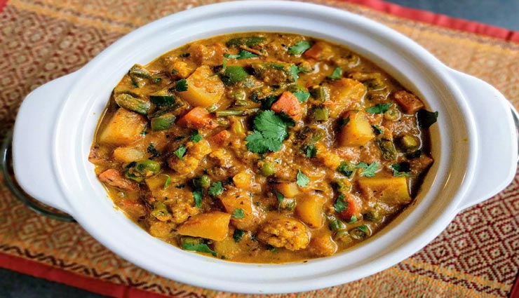 Govardhan 2019: प्रसाद के लिए इस तरह बनाए अन्नकूट, पाएंगे लाजवाब स्वाद #Recipe 