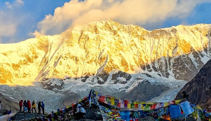 trekking in himalayas,himalayas trekking destinations,kedarkantha trek,deoriatal chandrashila trek,sandakphu phalut trek,valley of flowers trek,tarsar marsar trek,hampta pass trek,gidara bugyal trek,annapurna base camp trek,khopra ridge trek,buran ghati trek,adventure trekking himalayas,best treks in himalayas,trekking routes himalayas