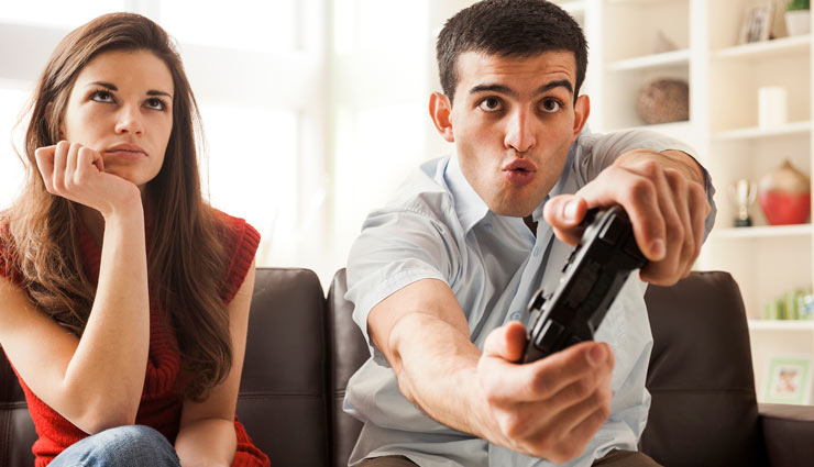 habits of boys,girls dont like these habits of boys,boys habits girls hates,mates and me,relationship tips