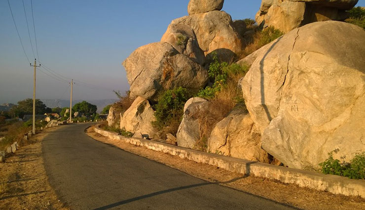 weekend getaways from bangalore,bangalore,places near bangalore,anthargange,savandurga,avalabetta,nandi hills,shivagange
