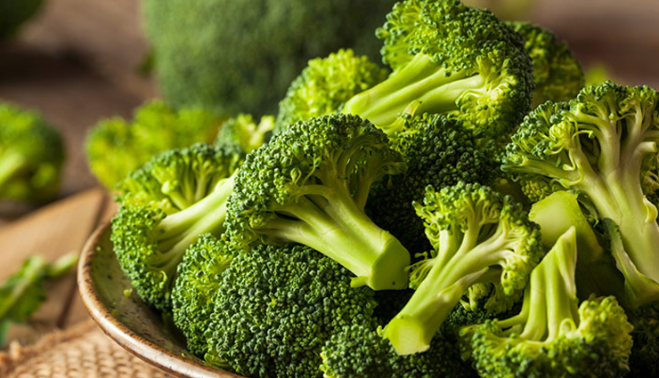 बुढ़ापे से बचना हैं तो आहार में शामिल करें ये एंटी एजिंग फूड, त्वचा बनी रहेगी जवां if you want to avoid old age,then include this anti aging food in the diet,the skin will remain young,beauty tips,beauty hacks