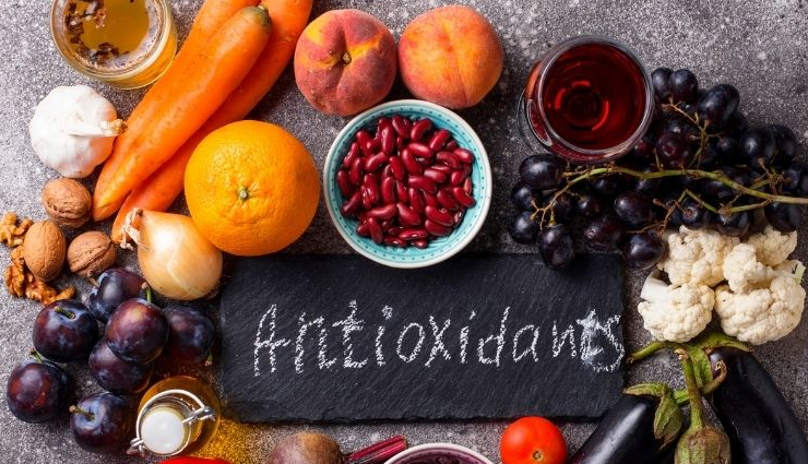 increase oxygen levels naturally,boost oxygen levels,natural ways to increase oxygen,breathing exercises for oxygen,iron-rich foods for oxygen,fresh air for oxygen,benefits of indoor plants,good posture for oxygen,quit smoking for oxygen,antioxidant-rich foods for oxygen