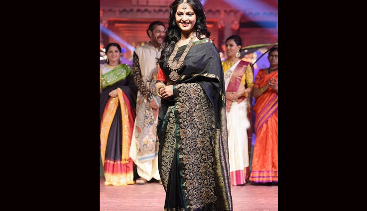 बाहुबली की पत्नी से ले ऑउटफिट टिप्स, दिखेंगी त्योहार पर आकर्षक 
