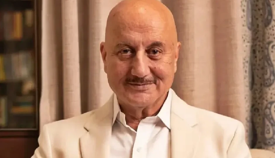 अनुपम खेर का AI वीडियो वायरल: ‘कुछ कुछ होता है’ के मिस्टर मल्होत्रा और मिस ब्रिगेंजा नन्हे बच्चों के रूप में आए नजर