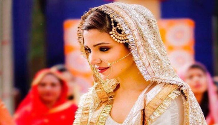 पाना चाहती है ईद के खास मौके पर स्टनिंग लुक, आजमाए मेकअप से जुड़े ये टिप्स