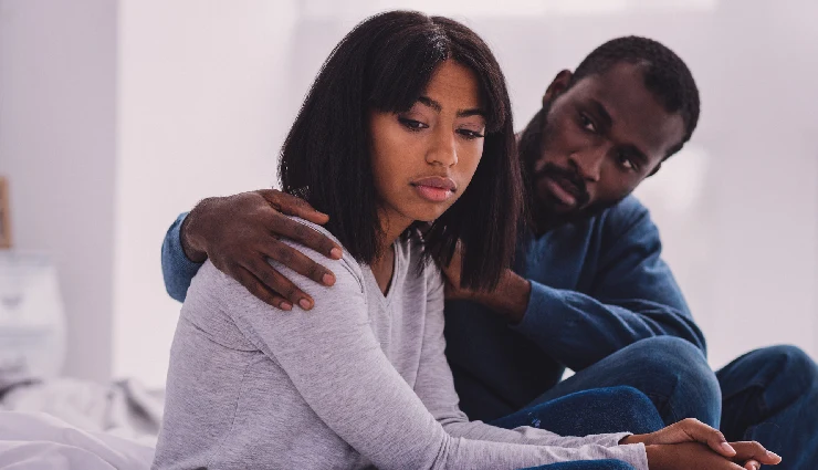 active listening in relationships,how to listen to your partner,communication problems in couples,relationship listening tips,improve communication in relationship,supportive listening,signs of poor communication,emotional connection through listening,how to understand your partner better,tips for being a better listener