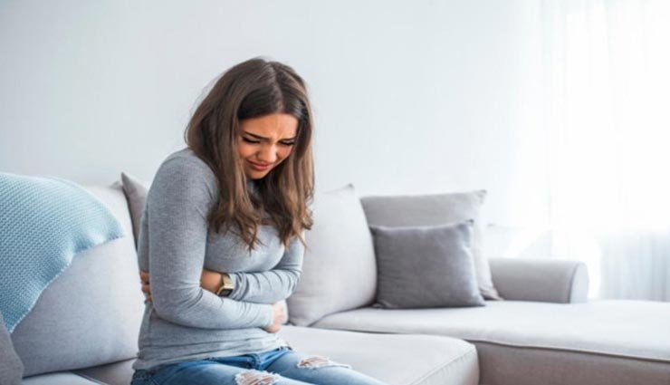 अपेंडिक्स की ओर इशारा करते हैं ये लक्षण, जानें और रहें सतर्क