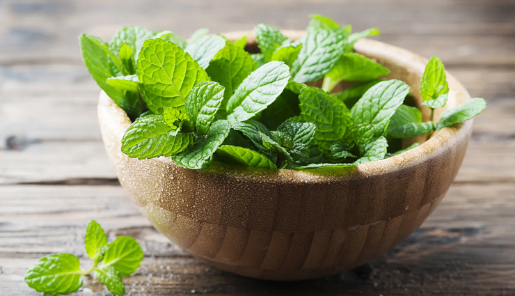 Apple,diy ways to use apple,apple for skin care,skin care tips,beauty tips