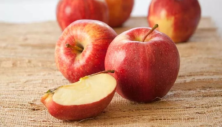 apple health benefits,apple polyphenols,apples and digestion,antioxidants in apples,apples for brain health,healthy apple snacks,apples for weight loss,benefits of pectin,how to eat apples,apples and oranges,antioxidants for brain function,soluble fiber in apples,apples before shopping