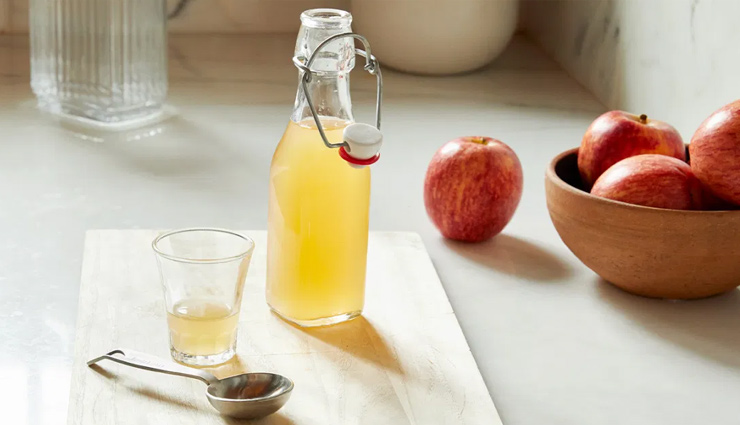 tongue blisters,canker sores,aphthous ulcers,natural remedies,home remedies,pain relief,healing,saltwater gargle,honey,tea tree oil,baking soda,coconut oil,aloe vera,chamomile tea,sage,turmeric,probiotics,vitamin b12,stress relief,oral hygiene