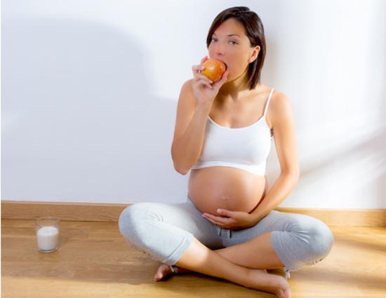 गर्भावस्था के दौरान सेब खाने के फायदे 