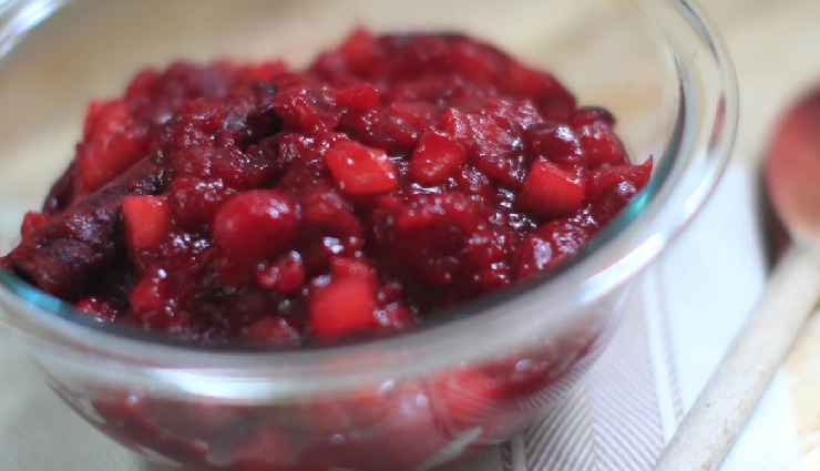 apple-orange cranberry sauce recipe,homemade cranberry sauce,easy cranberry sauce,cranberry sauce with apple,fresh cranberry sauce,holiday cranberry sauce,apple orange sauce,citrus cranberry sauce,thanksgiving cranberry sauce,quick cranberry sauce recipe