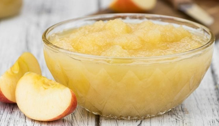 foods to reduce travel nausea,best foods for motion sickness,prevent nausea while traveling,what to eat to avoid vomiting on trips,natural remedies for travel sickness,snacks for motion sickness,ginger for travel nausea,foods to calm upset stomach while traveling,peppermint tea for nausea relief,travel-friendly anti-nausea foods