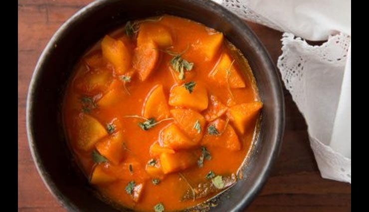 Navratri 2019- Make Fasting Healthy With Apple Tamatar ki Sabzi