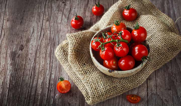 different ways to use apple for skin care,beauty tips,beauty hacks