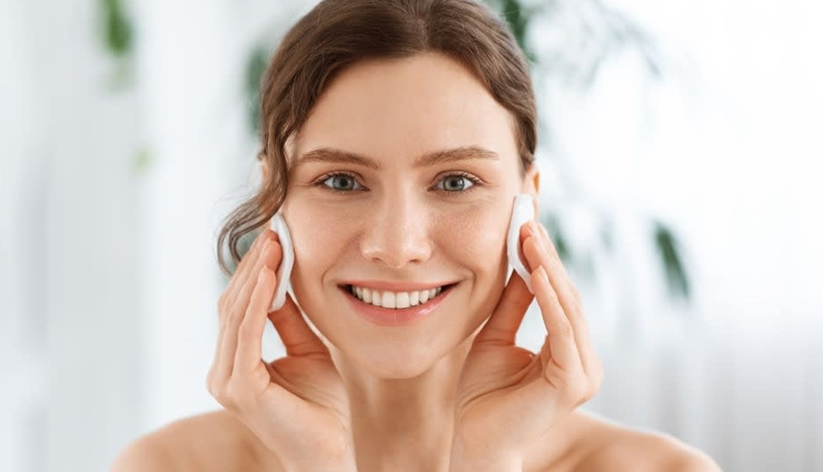 skin care,summer skin care,sun protection,Sunscreen,uv protection,hydration,moisturization,summer skincare routine,healthy skin,skin health,skin protection,cooling skincare,sun damage prevention,summer skin problems,skin maintenance,natural skincare,organic skincare,summer skin remedies,skin nutrition,skin hydration,sun safety,summer skincare tips,summer skincare essentials,skin protection tips,summer skin hydration