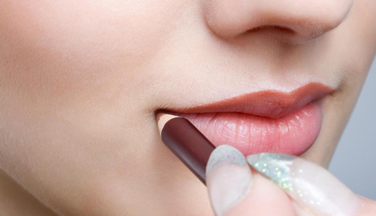 tips to apply lip liner,lip liner tips,lipstick applying tips,beauty tips,make up tips