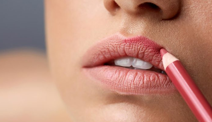 tips to apply lip liner,lip liner tips,lipstick applying tips,beauty tips,make up tips