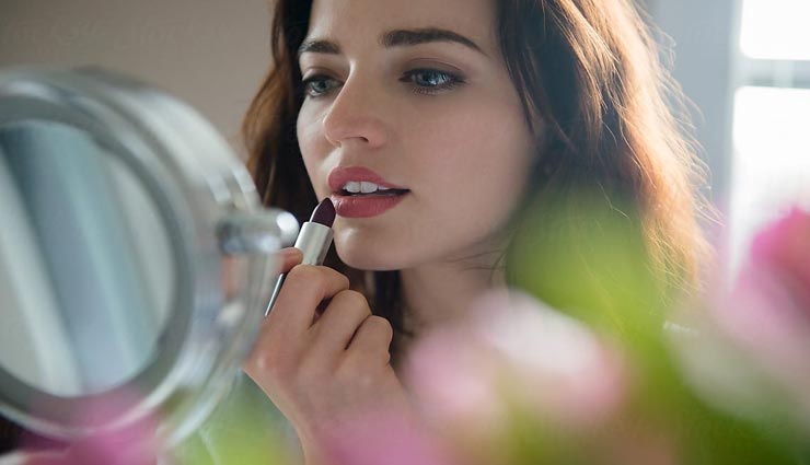 कहीं आप भी तो नहीं मानती खूबसूरती पाने से जुड़े इन भ्रम को सच, जानें और लाए बदलाव