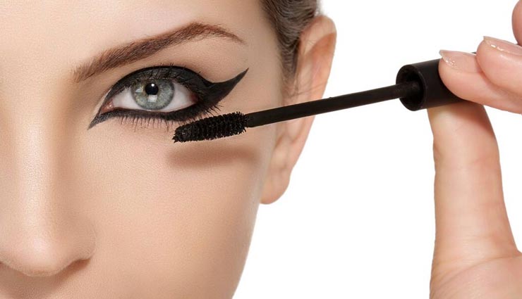 beauty tips,beauty tips in hindi,makeup tips,makeup mistakes,nuances of makeup