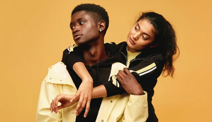 jealous boyfriend signs,controlling boyfriend,possessive partner,relationship red flags,insecure boyfriend behavior,love vs control,unhealthy jealousy,relationship advice,toxic relationship warning,spotting possessiveness,relationship tips for women,boyfriend jealousy issues,signs of possessive boyfriend