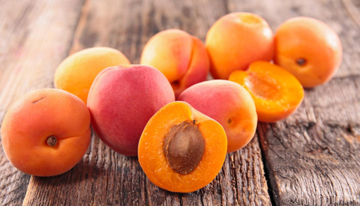 6 Amazing Health Benefits of Eating Apricots