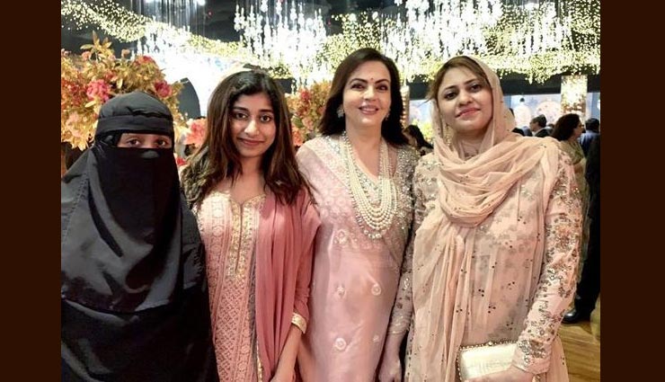 अपनी बेटी की नकाब पहनें तस्वीर शेयर कर ट्रोल हुए ए. आर. रहमान, आलोचना होने पर बेटी ने दिया मुंहतोड़ जवाब