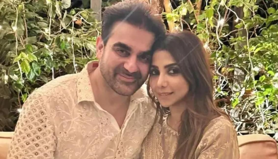 2 News : अरबाज-शूरा ने किया नन्हीं परी के नाम का खुलासा, न्यूयॉर्क में इस मशहूर भारतीय कॉमेडियन से मिलीं प्रियंका