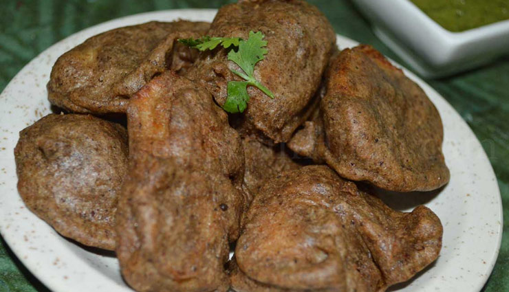 नवरात्रि स्पेशल : अरबी के पकौड़े, ले चटनी के साथ इसका स्वाद #Recipe