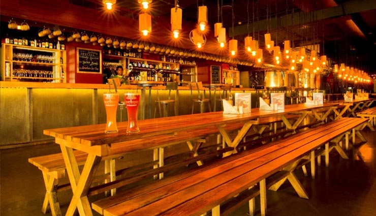 places in india where brewed beer is available,doolally,pune and mumbai,windmills craftworks,bangalore,toit,7 degrees brauhaus,gurgaon