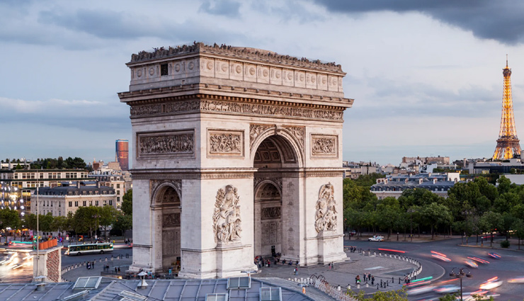 famous tourist places in paris,paris,tourist places in paris,places to visit in paris,hoildays in paris,foreign destinations paris