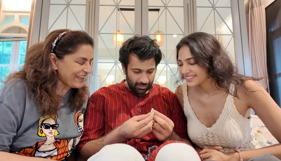 अर्चना पूरन सिंह ने होने वाली बहू को दी अपनी पुश्तैनी वेडिंग रिंग, बेटे की शादी की खबर का फैंस को बेसब्री से इंतजार