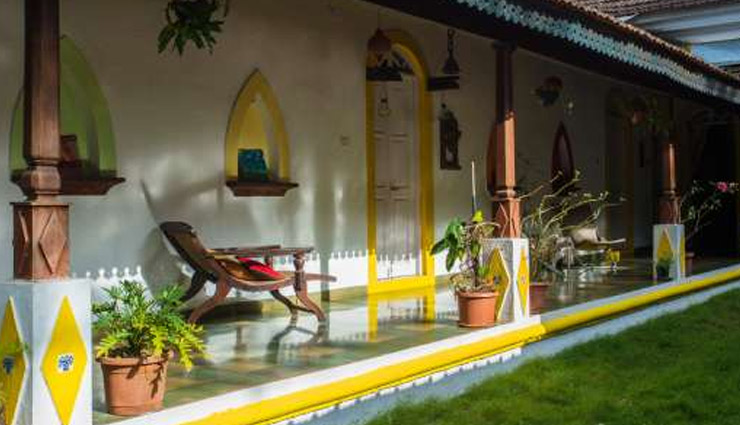 hotels in india for pets,hotels where pets are allowed in india,pet friendly hotels in india,indian hotels,arco iris homestay,curtorim,goa,the four seasons,mumbai,fraser suites,new delhi,camp della resort,lonavala,maharashtra,tree of life resort & spa,jaipur
