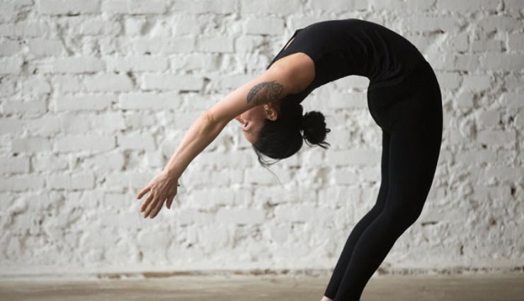 ardha chakrasana,health benefits of ardha chakrasana,Health tips,fitness tips