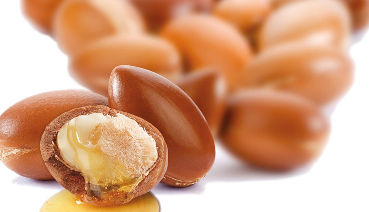 6 Benefits of Using Argan Oil for Skin and Hair
