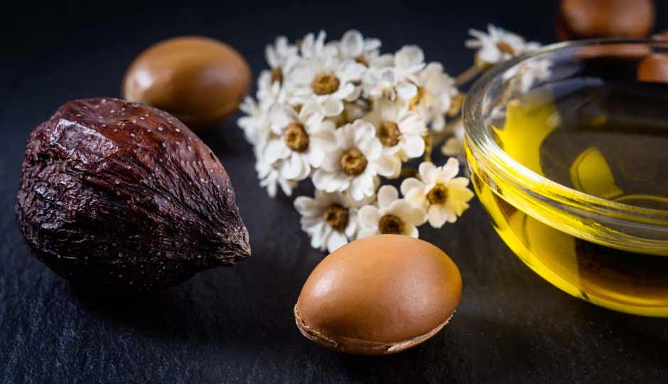 14 Benefits of Argon Oil for Skin and Hair