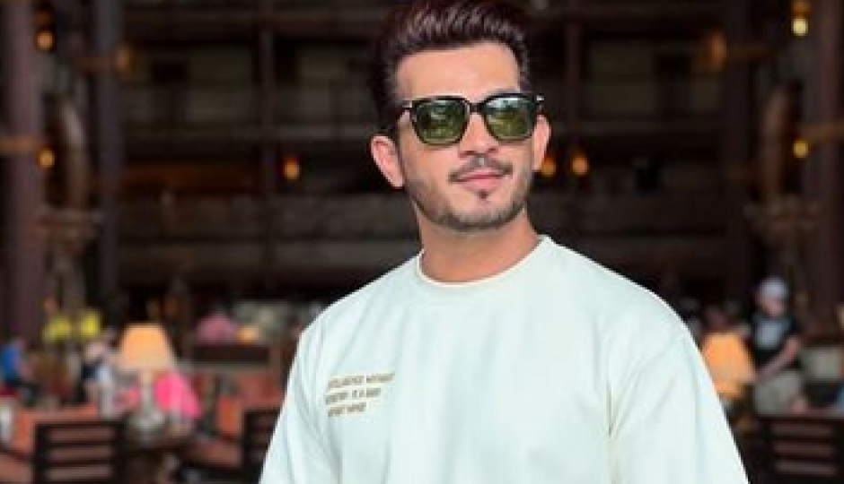 kajol,actress kajol,mini mathur,host mini mathur,kajol mini,mini paparazzi,kajol bodyshaming,kajol troll,arjun bijlani,actor arjun bijlani,arjun bb 19,arjun divorce