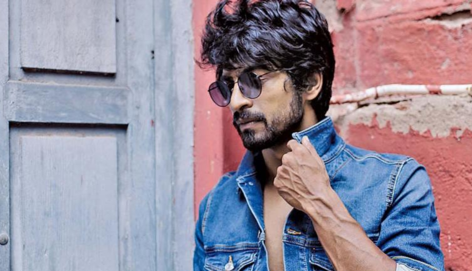 2 News : ‘डॉन 3’ में विक्रांत की जगह लेगा यह एक्टर, कॉमेडी से भरपूर ‘मस्ती 4’ का टीजर आउट, इस दिन होगी रिलीज