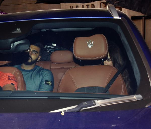 bollywood,arjun kapoor,malaika arora khan,sandeep khosla party,viral photo