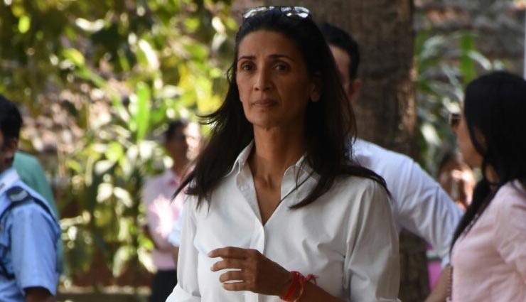 एक्टर अर्जुन रामपाल की मां का निधन, अंतिम संस्कार में पहुंचे बॉलीवुड के कई दिग्गज सितारे bollywood,arjun rampal,arjun rampal mother dies