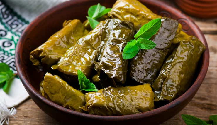 famous armenian cuisine,must-try dishes from armenia,iconic armenian food,top dishes of armenian cuisine,armenia culinary highlights,popular armenian recipes,traditional dishes from armenia,armenian gastronomic wonders,signature dishes of armenia,delicacies of armenian cuisine