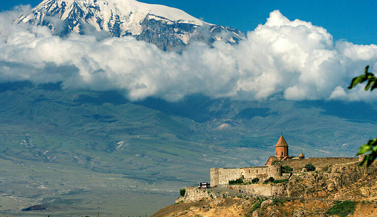 yerevan,khor virap,mount aragats,dilijan,lake sevan,geghard monastery,garni temple,khndzoresk,etchmiadzin cathedral,noravank gorge,armenia,places to visit in armenia