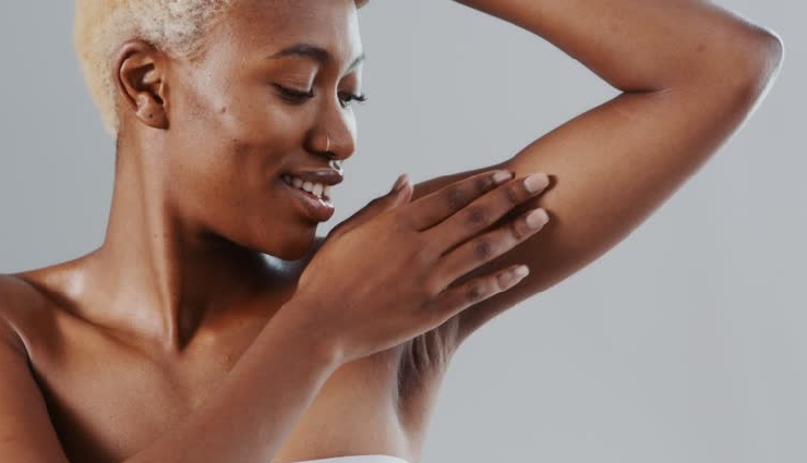 Dealing with Ingrown Hairs: 11 Simple Ways to Remove Them from Your Underarms
