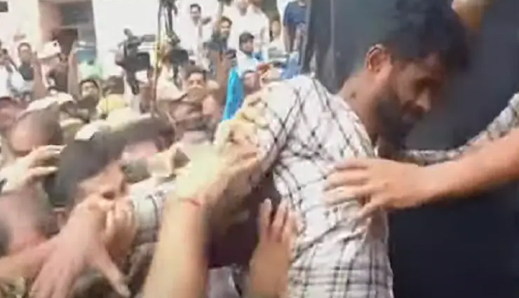 उदयपुर हत्याकांड: कन्हैयालाल के हत्यारों को कोर्ट में पेशी के दौरान वकीलों ने पीटा, 12 जुलाई तक NIA कस्टडी में सौंपा