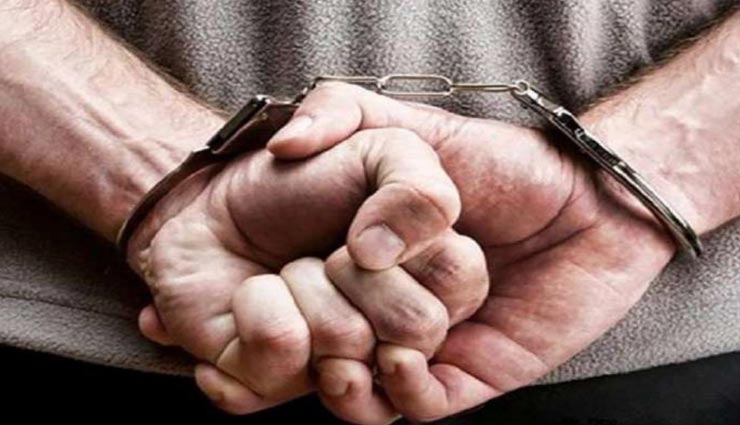 पाली : बाइक पर डाेडा पाेस्त की तस्करी करते गिरफ्तार हुआ डिस्काॅम का लाइनमैन