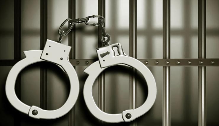 जयपुर : जानलेवा प्रकरण में फरार पूर्व पार्षद सहित चार गिरफ्तार, बरामद किए 9 अवैध हथियार
