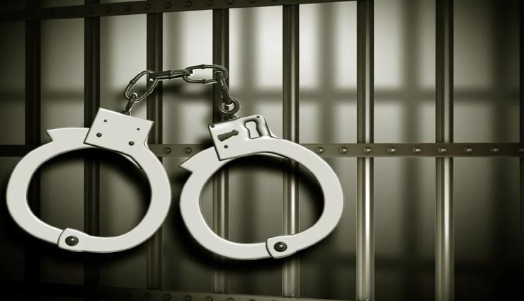 उत्तरप्रदेश : कालिख पोतकर प्रेमी युगल को गांव में घुमाने की अमानवीय घटना, 15 आरोपियों को किया गिरफ्तार