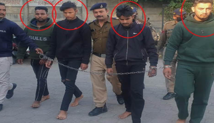 इंदौर : लड़कों की न्यूड फोटो व वीडियो बनाकर ब्लेकमेल करने वाली गैंग का हुआ पर्दाफाश, चार युवक गिरफ्तार