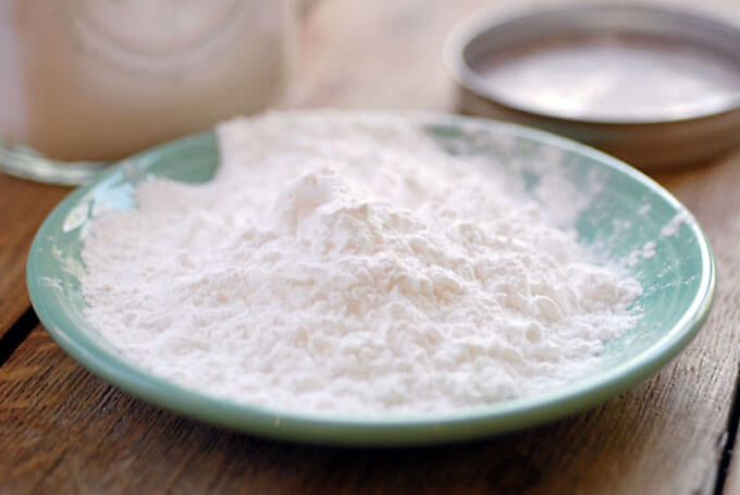 arrowroot powder for glowing skin,beauty use of arrowroot powder,arrowroot powder,natural ways for skin care,home remedies,skin care tips,beauty tips
