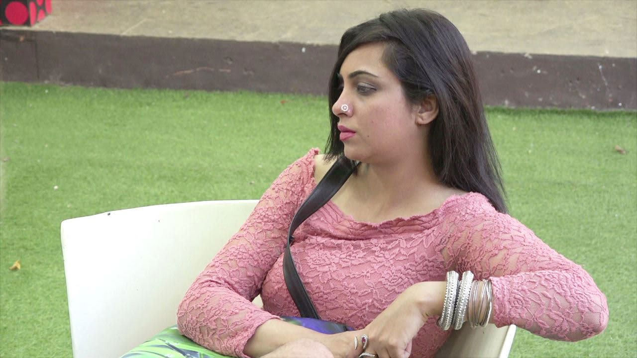 bigg boss 11,Salman Khan,arshi khan,arshi khan scandals,bigg boss news,tv show,reality tv show,entertainment